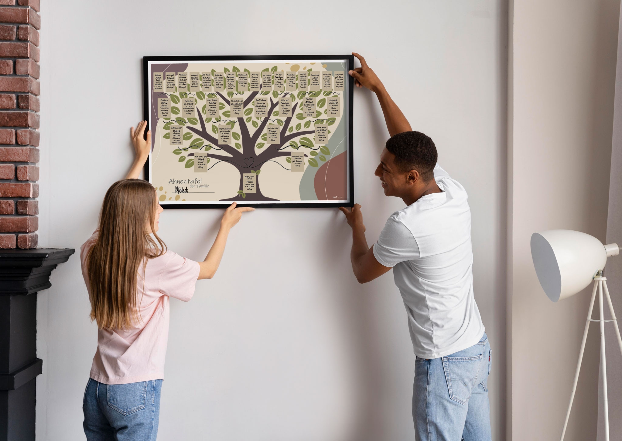 Schmuck-Ahnentafel "Illustrierter Baum" für 5 Generationen gerollt